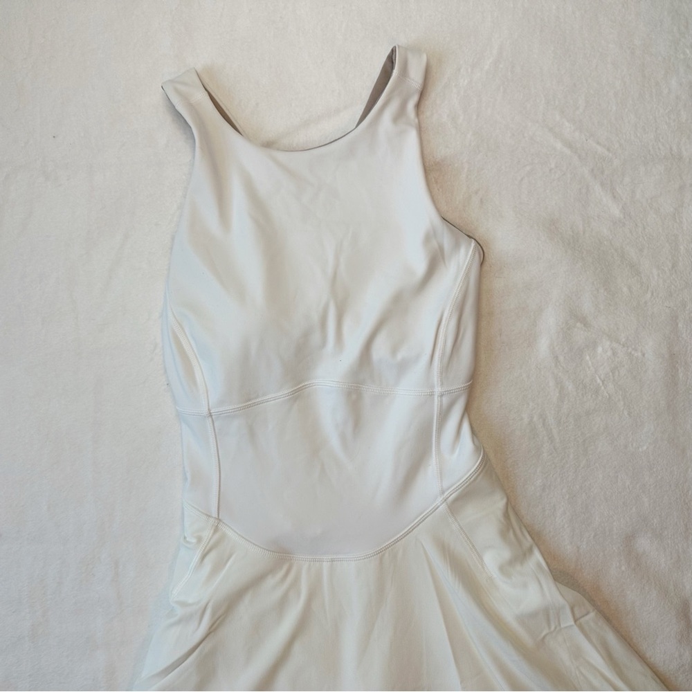Lululemon NWT White Court Crush Tennis Cottagecore Skort Dress Heritage, size 4 - Picture 10 of 16
